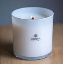 Load image into Gallery viewer, COR CORDIUM 'Heart of Hearts' - Peach, Italian Apricot, & Freesia